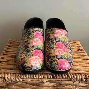 Bjork Professional Leather Clogs